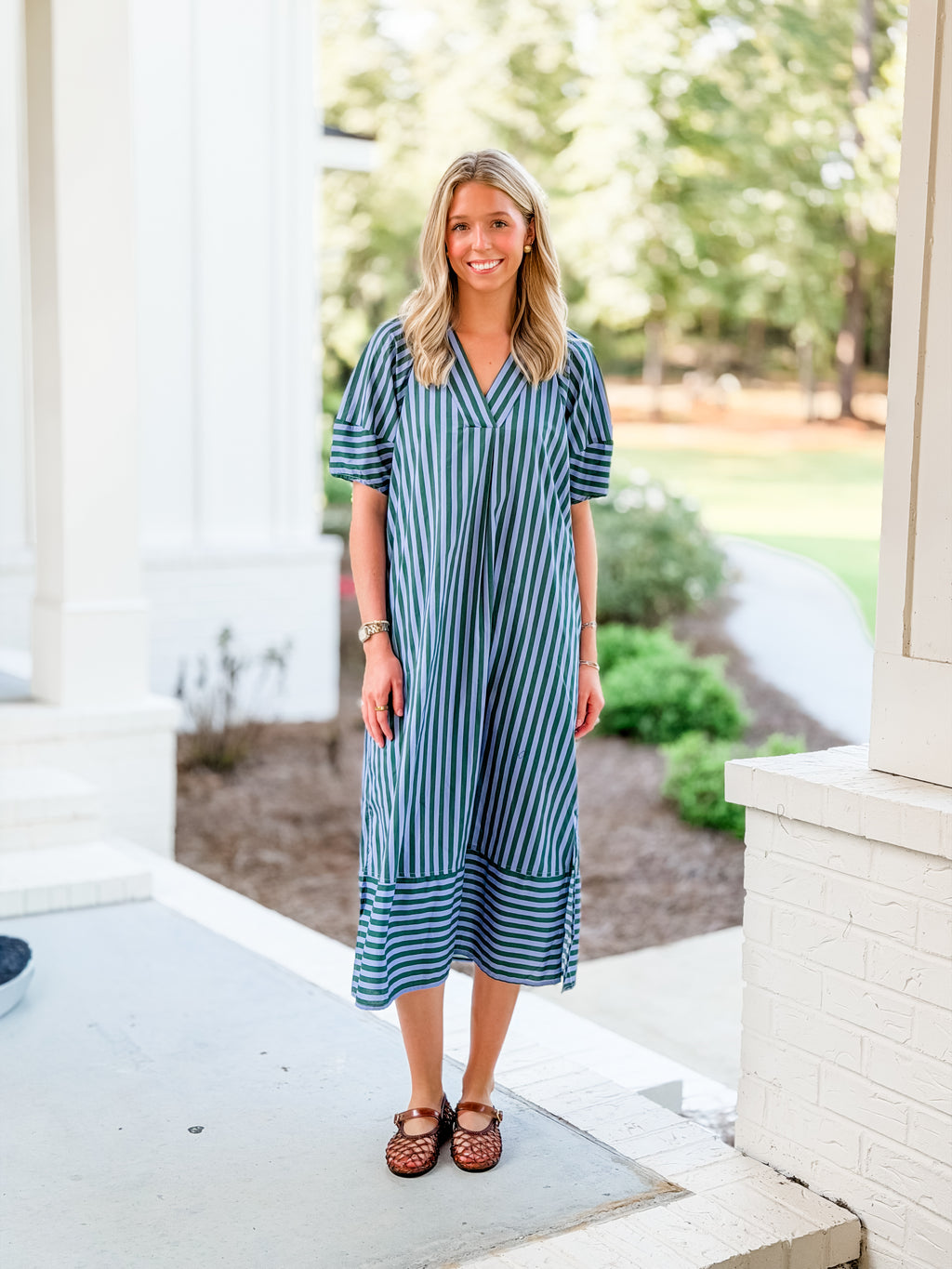 blue blush brand dress All Dresses – Bleu Boutique Suit Jacket Size/Waist Size:46/40 Steve Madden Blue Dress 06/26 Lace dress Boned bodice
